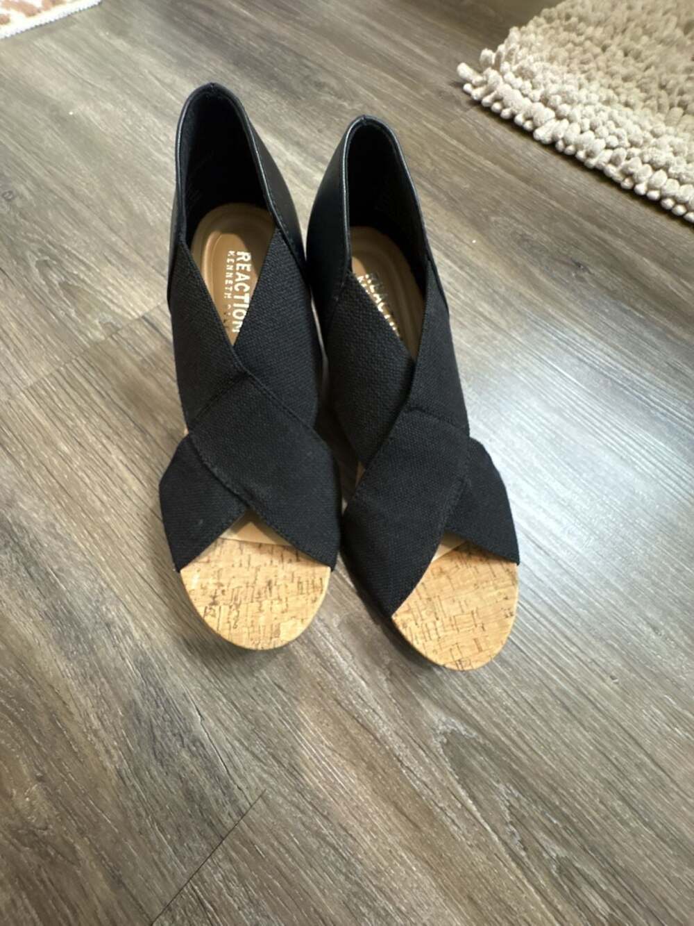Kenneth Cole Reaction Gelena Stretch Wedge Sandal Black